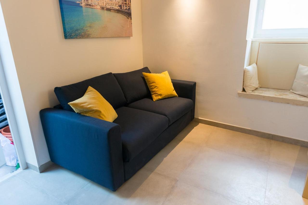 Authentic Gf Apartment With Terrace At The 3 Cities Marina Cospicua Exteriör bild