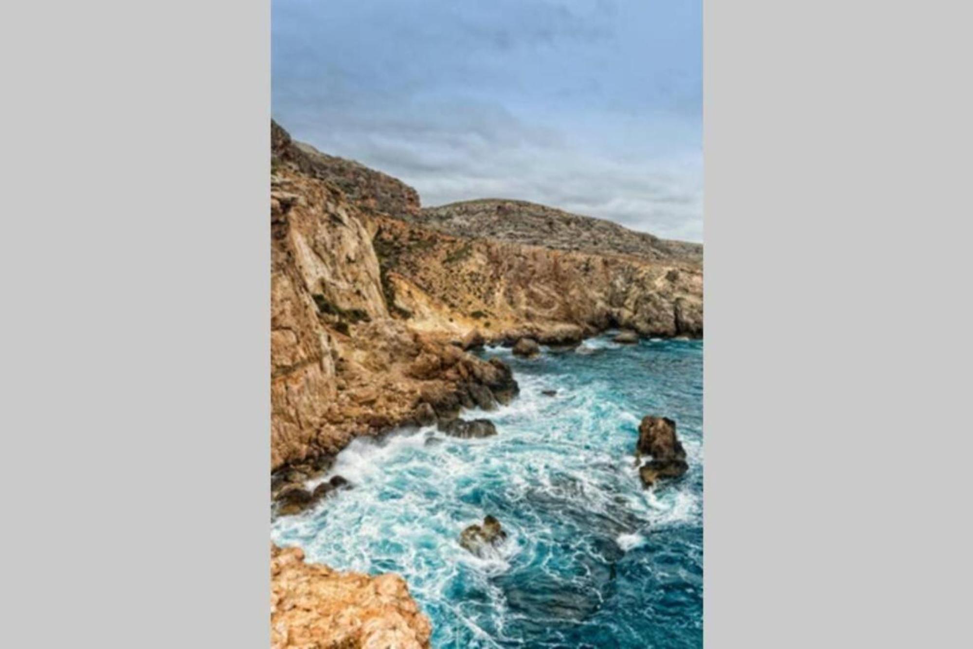 Authentic Gf Apartment With Terrace At The 3 Cities Marina Cospicua Exteriör bild